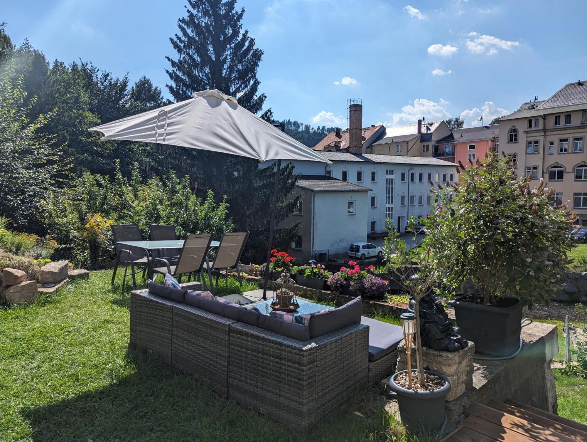 Hw2B - Urlaubsmagie - Wohlfuehlwohnung Mit Balkon, Pool, Sauna & Terrasse Sebnitz Ngoại thất bức ảnh